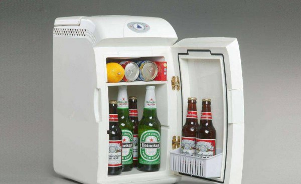 冰箱風扇響怎么回事？