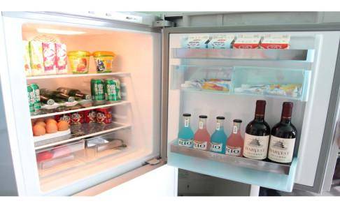  冰箱保鮮區(qū)漏水解決方法