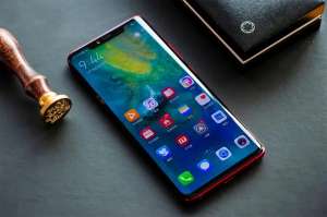 手機屏幕上面出現黑色方塊，是怎么回事？